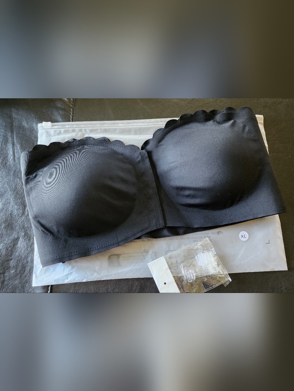 Shecurve Seamless Strapless Black Bandeau Bra - Comfortable Support